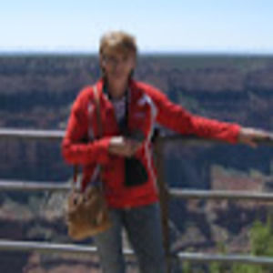 Meet your Posher, Lori